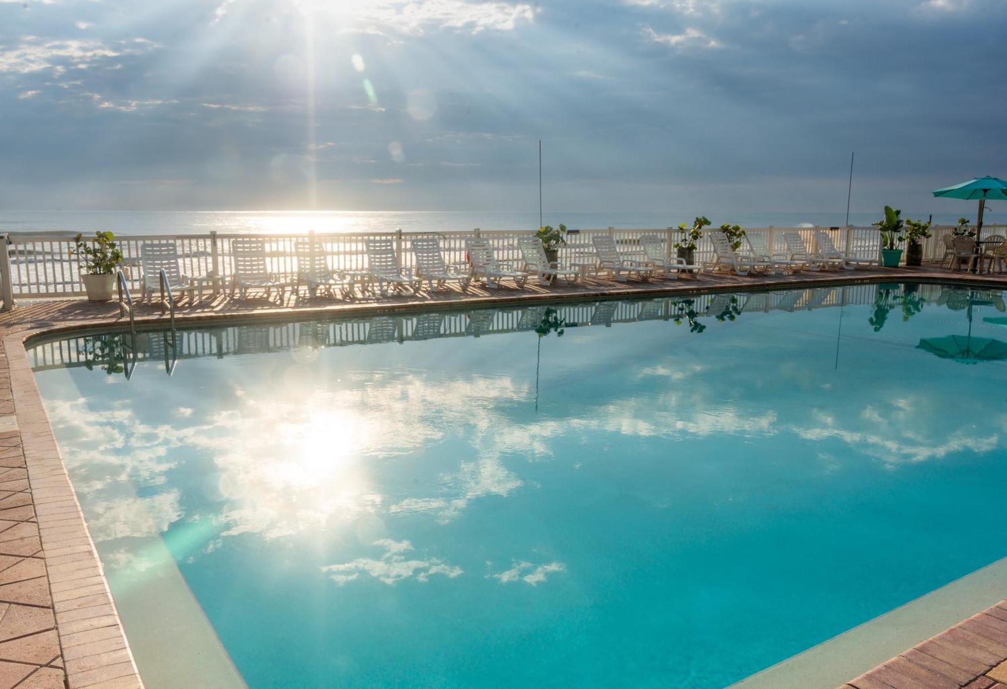 Boardwalk Inn And Suites Daytona Beach Exterior foto
